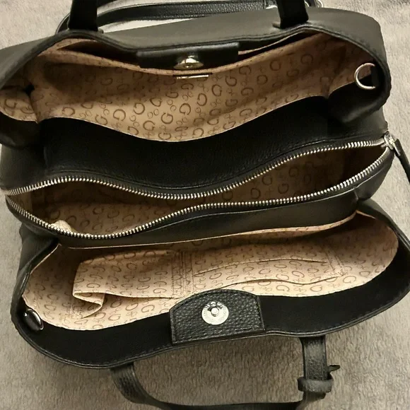 Guess Black Structured satchel with Charms - Picture 3 of 4